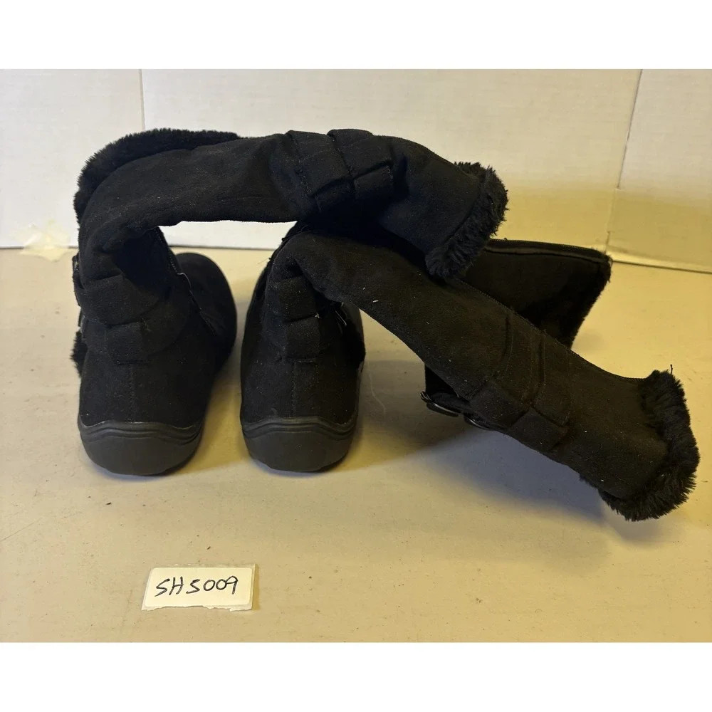 Shoe Dept Buffy Black Faux Suede Fur Trim Mid Calf Buckle Boots Womens 8.5M